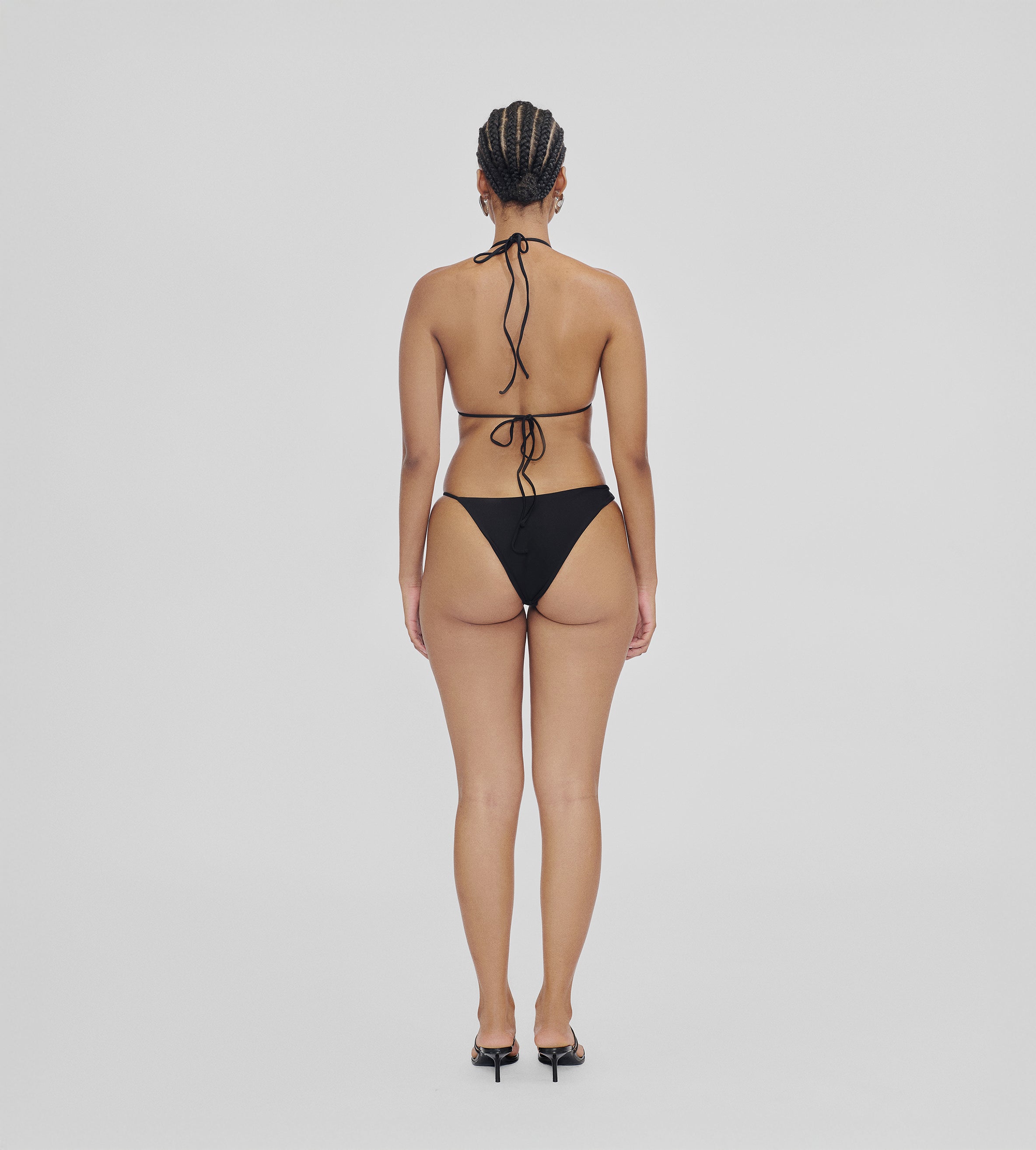 Traje de baño Chipi Negro Maygel Coronel posterior